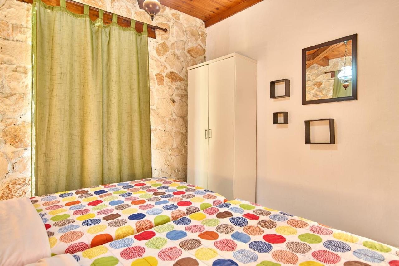 Gerakas Stone House Villa Vasilikí Buitenkant foto
